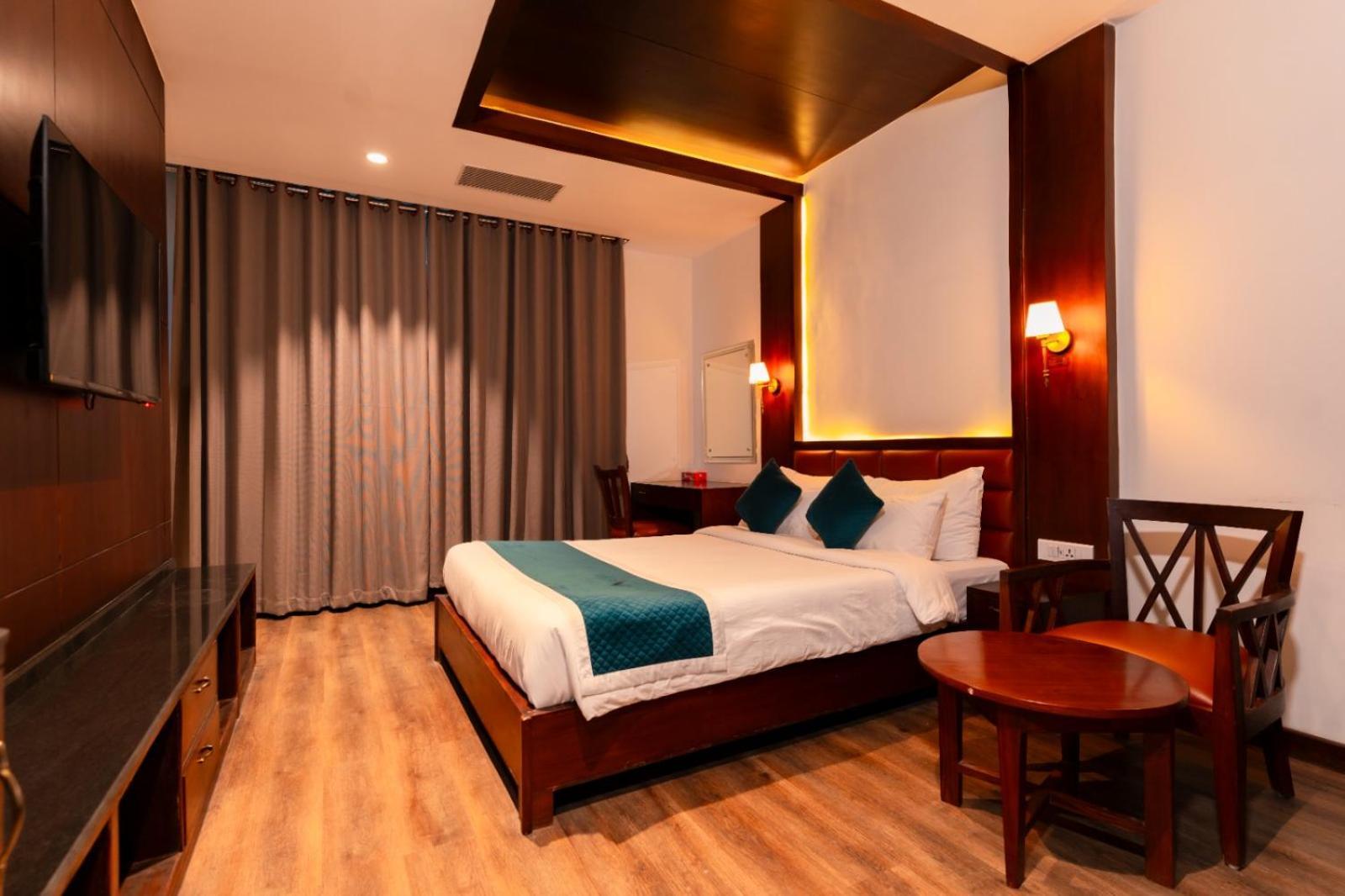 Galaxy Garden Resort Bharatpur  Exteriör bild